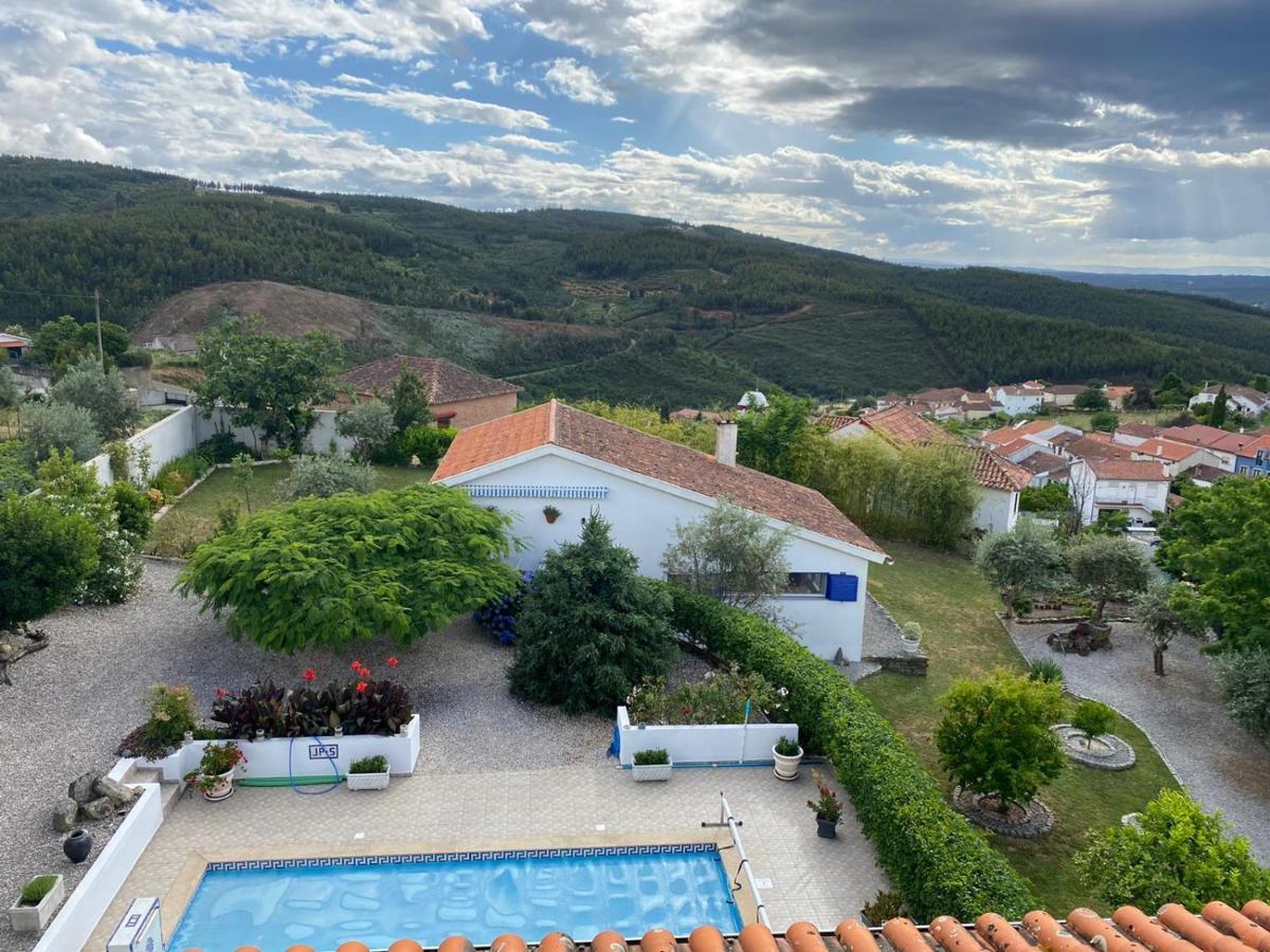 A Casa Francesa Villa Anceriz Екстериор снимка