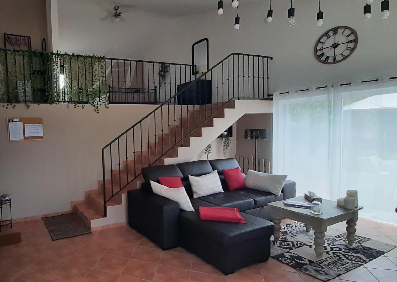 A Casa Francesa Villa Anceriz Екстериор снимка